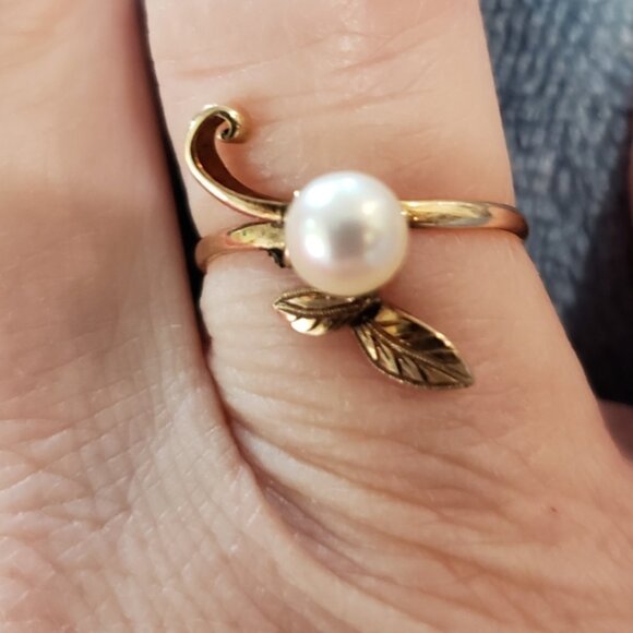 Pearl Ring 14k Yellow Gold 5.5mm Pearl Totel Weight 1.5 grams sz 6.75 - Picture 3 of 7